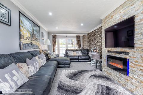 13 Cotswold Drive, Royton, Oldham, OL2 5HD