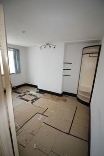 42 Hurstfield Crescent, Hayes, UB4 8DW
