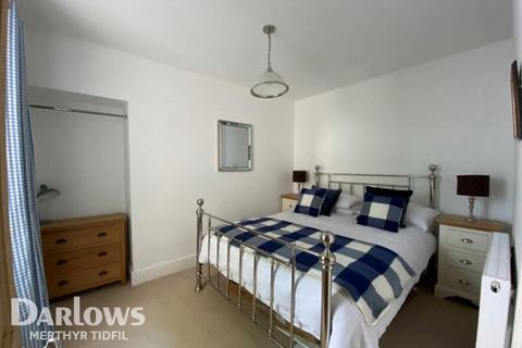 2 bedroom terraced house to rent, Woodlands Terrace, Neath