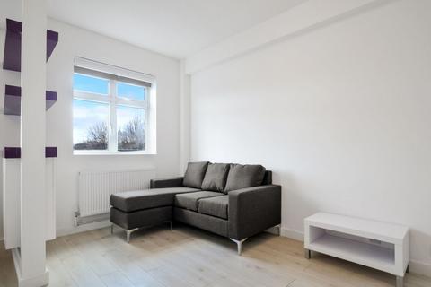 undefined, Benwell Road, Islington, London, London  N7