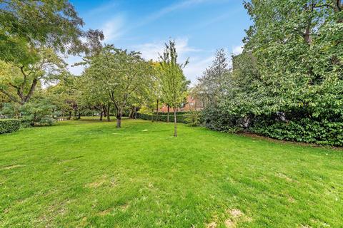 45 Strathdon Drive, London, SW17 0PR