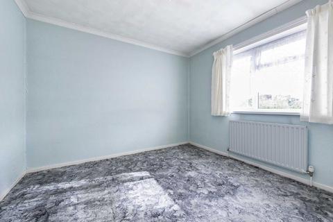 45 Strathdon Drive, London, SW17 0PR