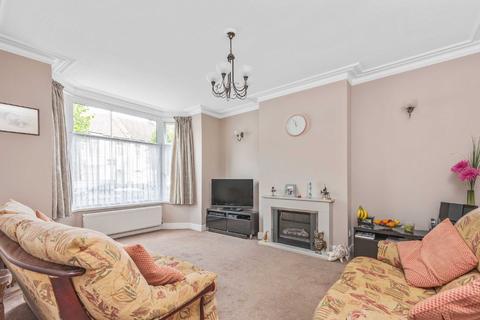 85 Park Avenue, Mitcham, CR4 2ES