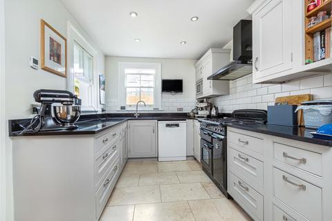 17 Edgington Road, London, SW16 5BS