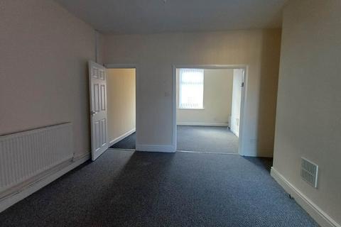 2 bedroom terraced house to rent, Stortford St, Grimsby, DN31