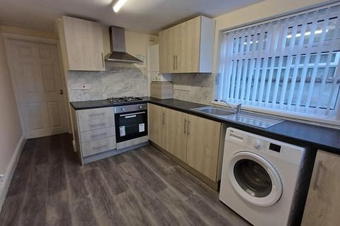 2 bedroom terraced house to rent, Stortford St, Grimsby, DN31