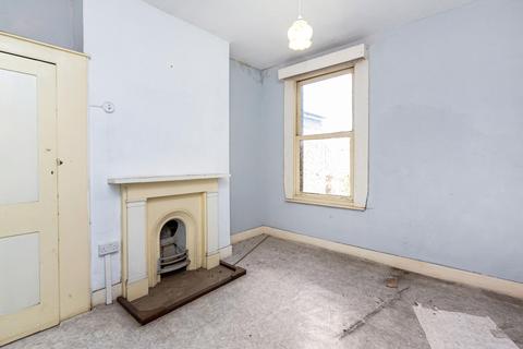 39 Santley Street, London, SW4 7QE