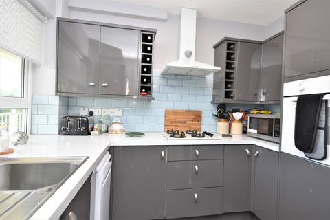 83 Saxon Gardens, Shoeburyness, Southend-on-sea, SS3 9PP