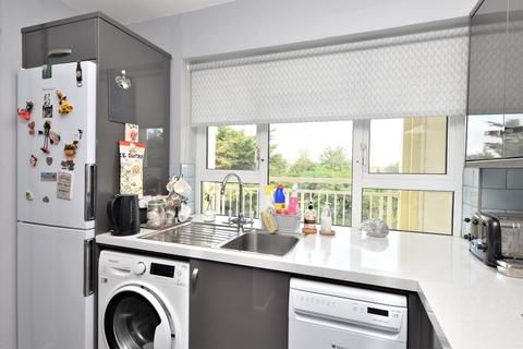 83 Saxon Gardens, Shoeburyness, Southend-on-sea, SS3 9PP