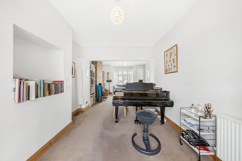 110 Rannoch Road, London, W6 9SW