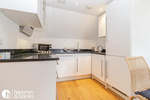undefined, Golders Green Road, Golders Green
