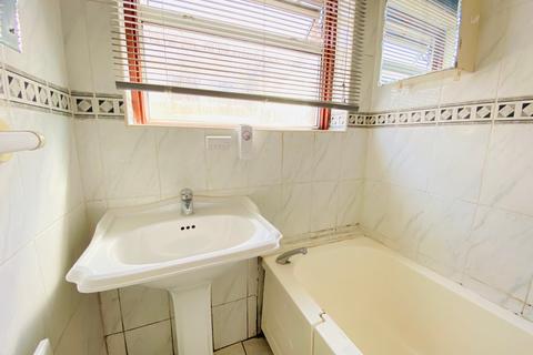 19 Coniston Road, Woking, GU22 9HU