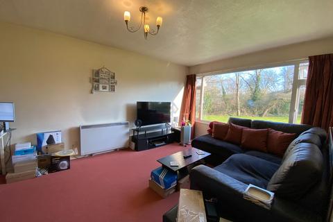 27 Davos Close, Woking, GU22 7SL