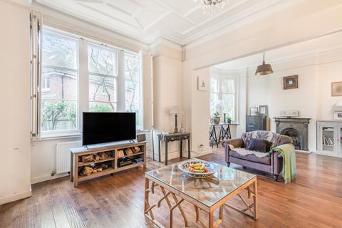 Concarneau Onslow Crescent, Woking, GU22 7AX