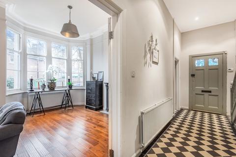 Concarneau Onslow Crescent, Woking, GU22 7AX