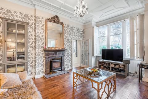 Concarneau Onslow Crescent, Woking, GU22 7AX