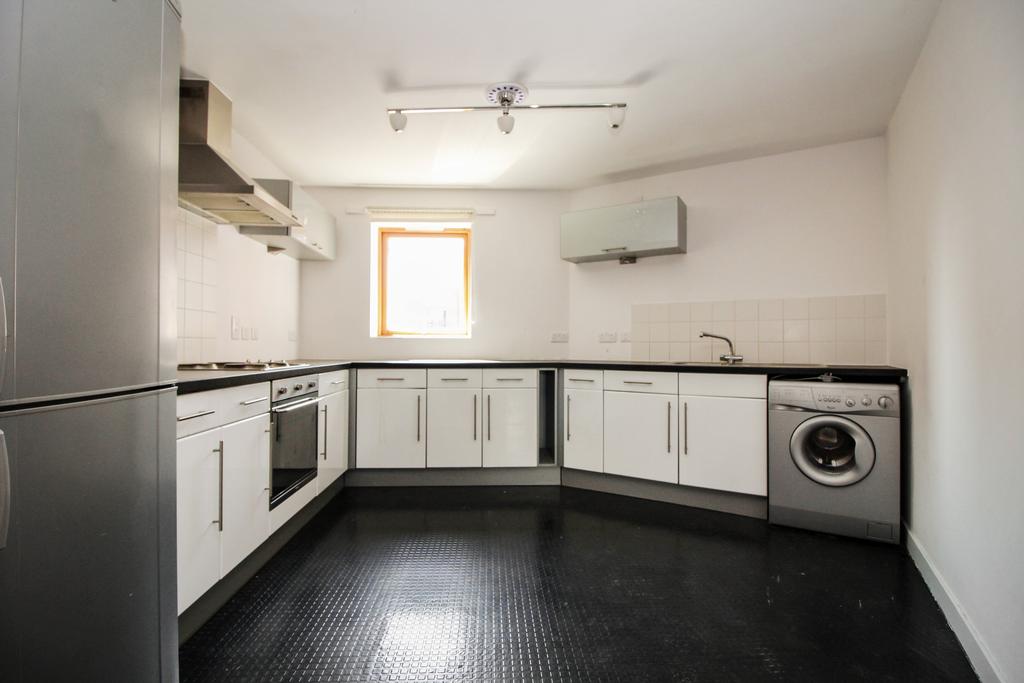 Burford Wharf Apartments, Cam Road... 2 bed apartment £325,000