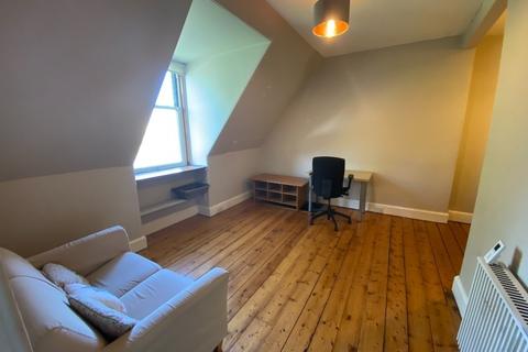 2 bedroom flat to rent, Maxwell Street, Morningside, Edinburgh, EH10