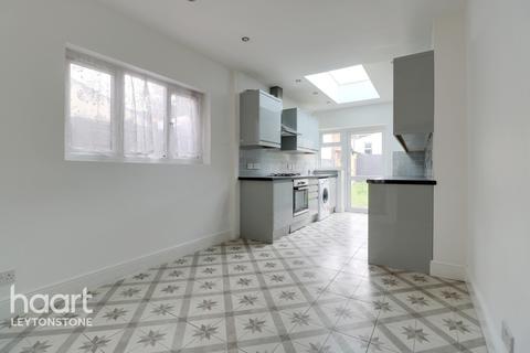 8 Balmoral Road, London, E10 5ND