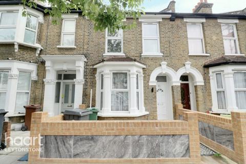 8 Balmoral Road, London, E10 5ND