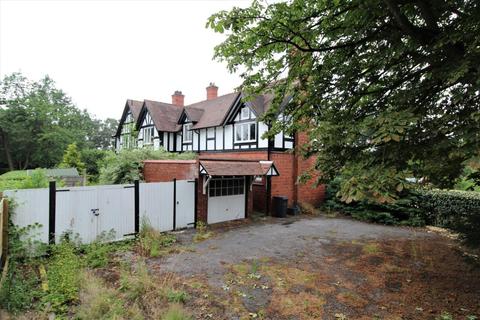 11a The Crescent, Hartford, Northwich, CW8 1QS