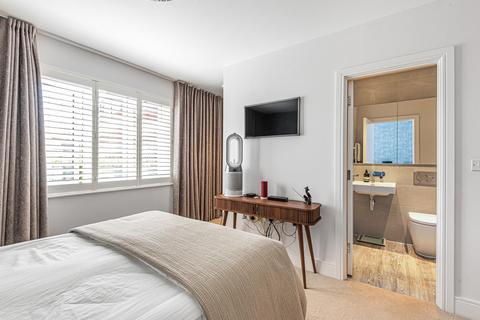 3, Tilney House Tilney Drive, Horsham, RH12 1GS