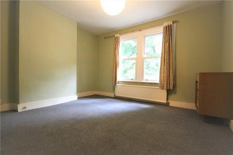 1 Avenue Road, Brentford, TW8 9NS