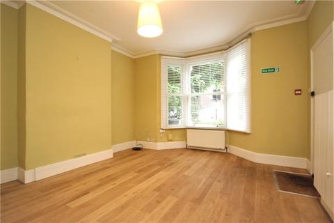 1 Avenue Road, Brentford, TW8 9NS