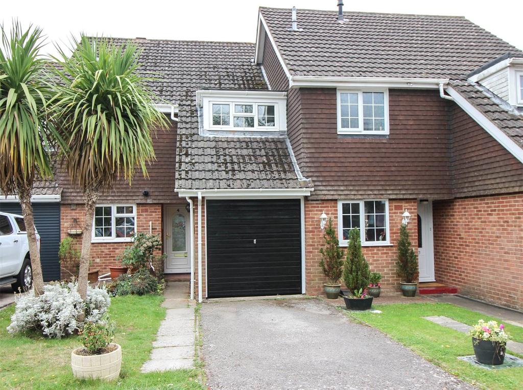 Rosehill Drive, Bransgore... 3 bed house £1,295 pcm (£299 pw)
