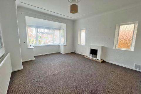 2 bedroom detached bungalow to rent, Chorleys Lane, Widnes