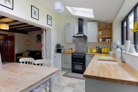 4 Fearne Close, Church Broughton, Derby, DE65 5AF