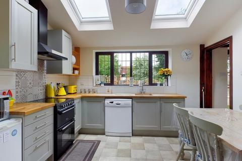 4 Fearne Close, Church Broughton, Derby, DE65 5AF
