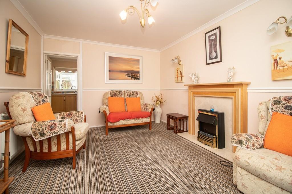 St Andrews Road, Penycoedcae 2 bed end of terrace house £155,000