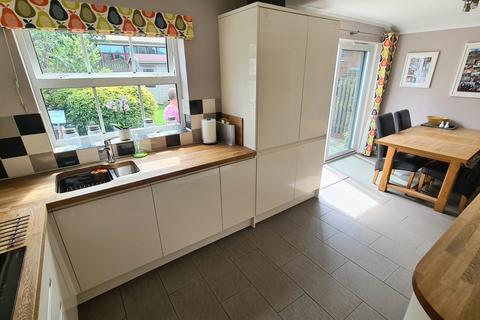 4 Ashwin Close, Brackley, NN13 6LZ