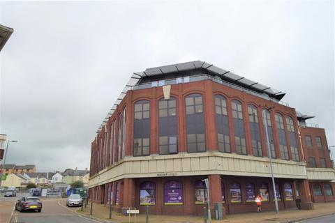 1 bedroom flat to rent, Queens Street, Barnstaple, EX32