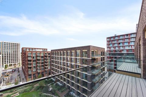 1 bedroom apartment to rent, John Cabot House, Royal Wharf, London, E16