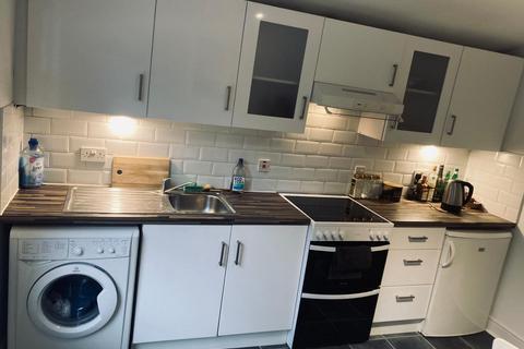 1 bedroom flat to rent, Burgoyne Road, London, N4