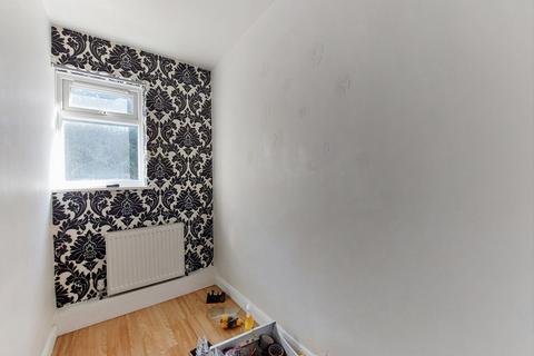 undefined, Pampisford Road, South Croydon