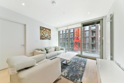 2 bedroom apartment to rent, Liner House, Royal Wharf, London, E16