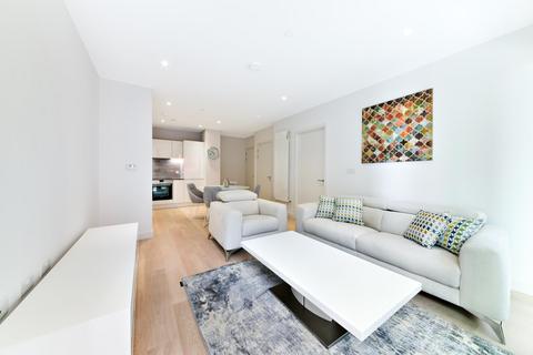 2 bedroom apartment to rent, Liner House, Royal Wharf, London, E16