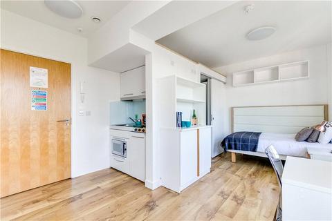 Studio to rent, Princess Beatrice House, Chelsea, London, SW10