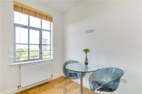 Studio to rent, Princess Beatrice House, Chelsea, London, SW10