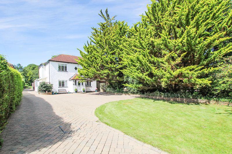 Birchwood Road, Wilmington 4 bed detached house £1,300,000