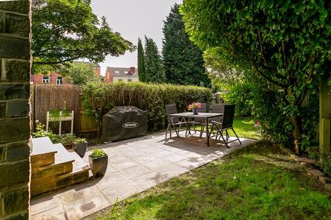 3 Cliff Lane, Leeds, LS6 2DS