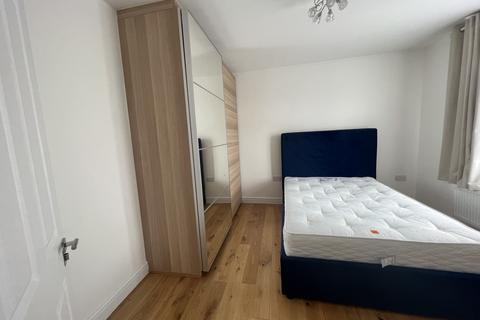 2 bedroom house share to rent, WOODSIDE END, ALPERTON , WEMBLEY, LONDON HA0