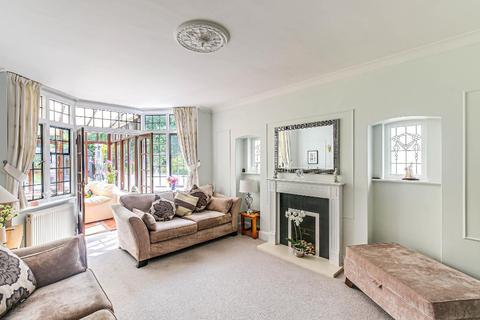 3 bedroom detached house for sale - Briton Crescent, Sanderstead, Surrey, CR2 0JN