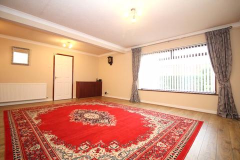 2 Ormond Avenue, Westhead, Ormskirk, L40 6HT