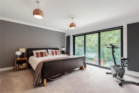 22 Daleside, Gerrards Cross, SL9 7JE
