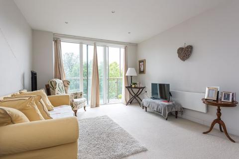 1 bedroom apartment to rent, The Heart, Walton-On-Thames