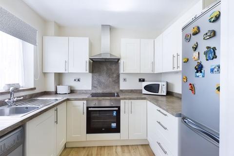 15 Gidea Close, South Ockendon, RM15 6PF